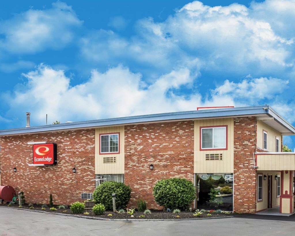Rodeway Inn Мистик Экстерьер фото