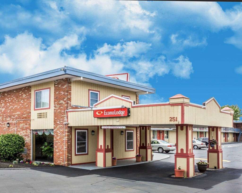 Rodeway Inn Мистик Экстерьер фото