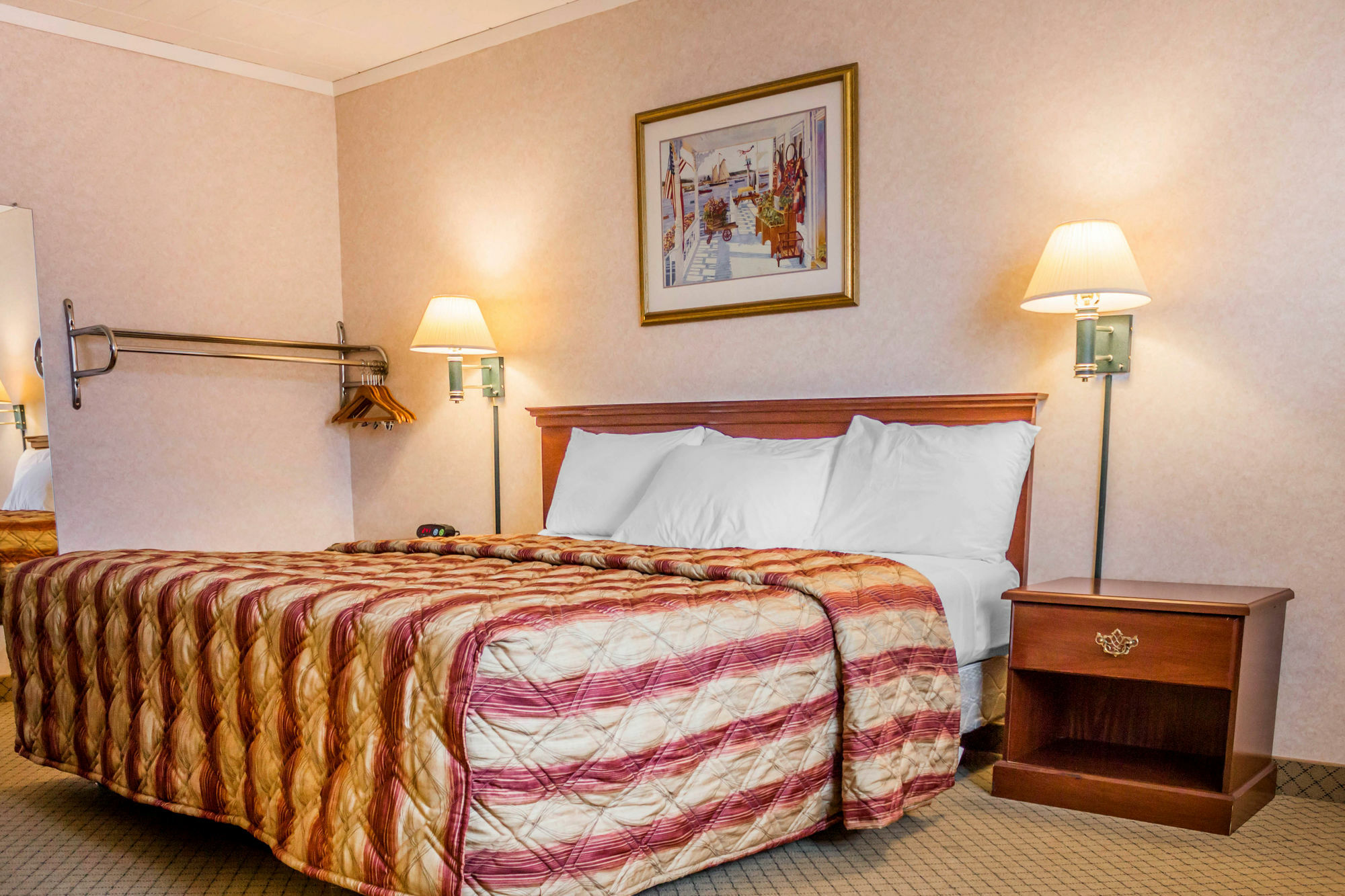 Rodeway Inn Мистик Экстерьер фото