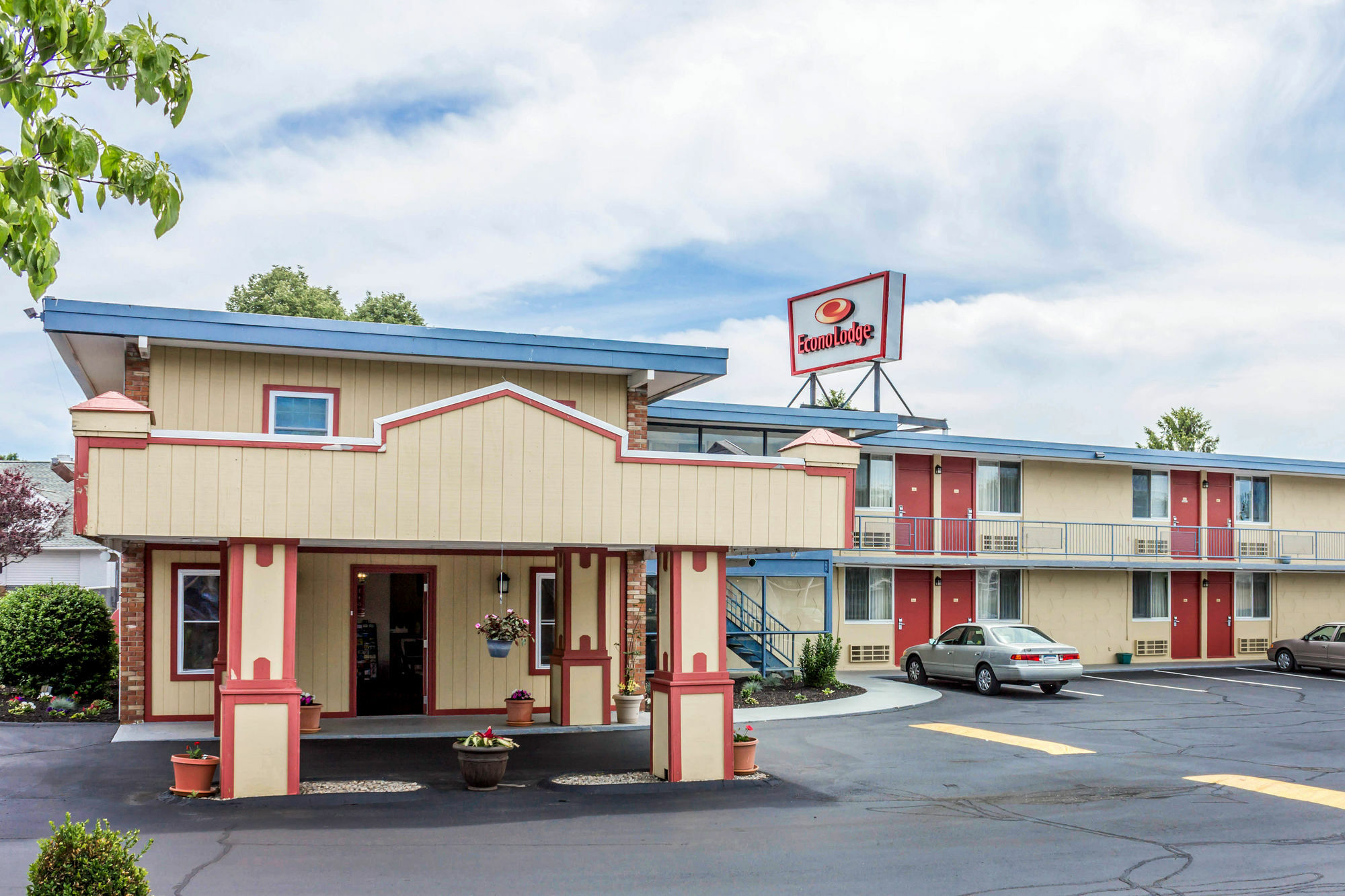 Rodeway Inn Мистик Экстерьер фото